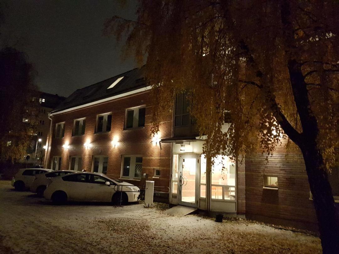 Vandrarhem Uppsala - Portalgatan Экстерьер фото